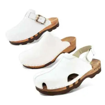 op-schuhe, berufsschuhe in weiss von woody. Holzschuhe, Holz Clog kaufen. Holz Schuhe bestellen, Schuhe mit biegsamer Holzsohle. Sabots, Mulen, Klompen, Clogs bestellen, Holzclogs, Woody Schuhe Österreich. Schuhe mit Holzsohle. Holz Schuhe kaufen.