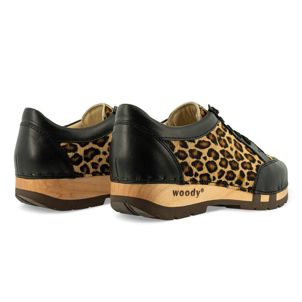 Clogs Damen Sneaker Mary Schwarz Leopard Damenclogs Sneakers woody. mary-farbe: leopard (print)-schwarz_sneaker-damen-woody-holzschuhe