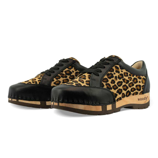 Clogs Damen Sneaker Mary Schwarz Leopard Damenclogs Sneakers woody. mary-farbe: leopard (print)-schwarz_sneaker-damen-woody-holzschuhe