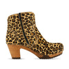 Clogs Damen Stiefelette Tanja woody Schuhe. Holz Clogs im Leopard Design, Fellstiefelette, Damenclogs clogs damen tanja woody holzschuhe. tanya ankle boots gefüttert, damenstiefel, stiefel, damenclogs mit flexibler, biegsamer holzsohle. holzclogs, clogs damen knöchel stiefel, damen clogs mit fussbett. ankleboots holz schuhe, holzclog, holzschuhe kaufen, farbe: leopard (print)