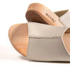 anja-farbe: creme_clogs pantoletten damen mit biegsamer nachhaltiger weidenholzsohle, holzclogs woody, woody schuhe, woody shoes, handgemachte holzschuhe aus österreich, kärnten