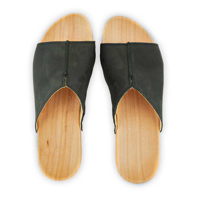 anja-farbe: nero (schwarz)_clogs pantoletten damen mit biegsamer nachhaltiger weidenholzsohle, holzclogs woody, woody schuhe, woody shoes, handgemachte holzschuhe aus österreich, kärnten