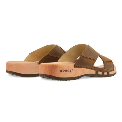 carlo - biegsamer nachhaltiger holzsohle, der bestseller, holzclogs woody, woody schuhe, woody shoes, handgemachte holzschuhe aus österreich, kärnten, farbe: tabacco (braun)