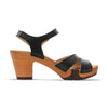 carmen, farbe: schwarz_clogs sandalen damen mit biegsamer nachhaltiger weidenholzsohle und knöchelriemchen, holzclogs woody, woody schuhe, woody shoes, handgemachte holzschuhe aus österreich, kärnten