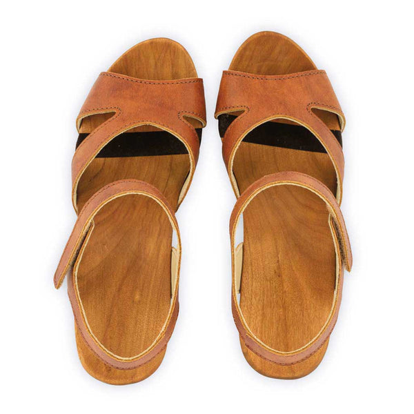 [Safor] carmen, farbe: safor (brau)_clogs sandalen damen mit biegsamer nachhaltiger weidenholzsohle und knöchelriemchen, holzclogs woody, woody schuhe, woody shoes, handgemachte holzschuhe aus österreich, kärnten