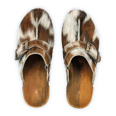 claudia, farbe: fell natur_clogs pantolette damen mit absatz auf biegsamer nachhaltiger weidenholzsohle, holzclogs woody, woody schuhe, woody shoes, handgemachte holzschuhe aus österreich, kärnten