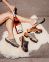 Damen Clog und Holzschuhe. Damen Clogs, Holzschuhe, Woody Schuhe Österreich. Schuhe mit Holzsohle. Holz Schuhe kaufen.