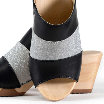 Ella "Glam Line" – elegante Damen Clog Pantolette mit biegsamer Sohle – Farbe: Schwarz-Silber Glitzer
