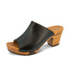 Elly Clogs Damen i9n schwarz. Damen Pantolette von woody. elly, farbe: schwarz, clogs pantolette damen mit absatz mit biegsamer nachhaltiger weidenholzsohle, holzclogs woody, woody schuhe, woody shoes, handgemachte holzschuhe aus österreich, kärnten