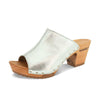 Elly Clogs Damen Pantolette von woody. elly, farbe: silber, clogs pantolette damen mit absatz mit biegsamer nachhaltiger weidenholzsohle, holzclogs woody, woody schuhe, woody shoes, handgemachte holzschuhe aus österreich, kärnten