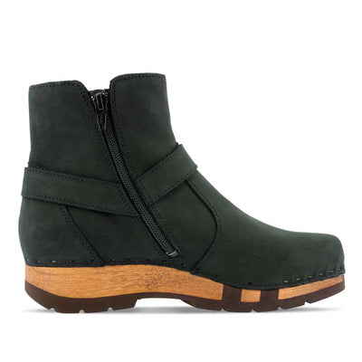 elya, clog stiefelette damen mit biegsamer nachhaltiger holzsohle, farbe: nero (schwarz), holzclogs woody, woody schuhe, woody shoes, handgemachte holzschuhe aus österreich, kärnten