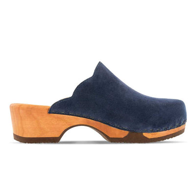 [Navi] Emma Damen Clog, farbe: sand_clogs damen mit biegsamer nachhaltiger weidenholzsohle, holzclogs woody, woody schuhe, woody shoes, handgemachte holzschuhe aus österreich, kärnten