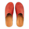 emma, farbe: rosso (rot)_clogs damen mit biegsamer nachhaltiger weidenholzsohle, holzclogs woody, woody schuhe, woody shoes, handgemachte holzschuhe aus österreich, kärnten