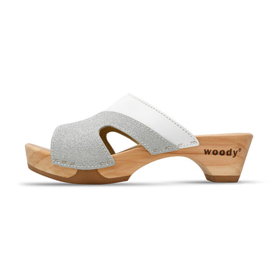 Cherin – elegante Damen Clog Pantolette mit biegsamer Sohle – Farbe: Weiss-Silber Glitzernd