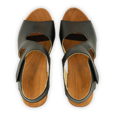 [Schwarz] hannah, sandletten clogs damen mit biegsamer nachhaltiger holzsohle, farbe: schwarz, holzclogs woody, woody schuhe, woody shoes, handgemachte holzschuhe aus österreich, kärnten