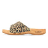 heidi, clogs pantolette damen mit biegsamer nachhaltiger holzsohle, farbe: wildcat (leopard-print), holzclogs woody, woody schuhe, woody shoes, handgemachte holzschuhe aus österreich, kärnten
