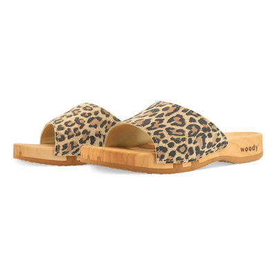 heidi, clogs pantolette damen mit biegsamer nachhaltiger holzsohle, farbe: wildcat (leopard-print), holzclogs woody, woody schuhe, woody shoes, handgemachte holzschuhe aus österreich, kärnten