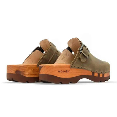 [Oliva] hubertus, clog mit stick für herren, biegsame nachhaltige holzsohle, farbe: oliva, holzclogs woody, woody schuhe, woody shoes, handgemachte holzschuhe aus österreich, kärnten