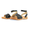 jana, sandalen clogs damen mit biegsamer nachhaltiger holzsohle, farbe: schwarz, holzclogs woody, woody schuhe, woody shoes, handgemachte holzschuhe aus österreich, kärnten