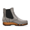Jutta, clog boots damen mit biegsamer nachhaltiger holzsohle, farbe: titan, der bestseller, holzclogs woody, woody schuhe, woody shoes, handgemachte holzschuhe aus österreich, kärnten