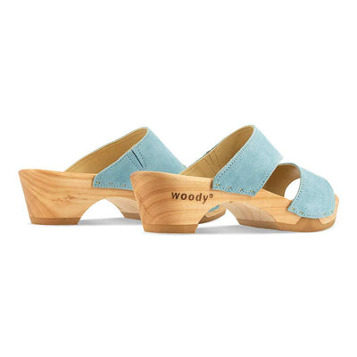 kate-farbe: baby blue (hellblau)_clogs pantoletten damen mit biegsamer nachhaltiger weidenholzsohle, holzclogs woody, woody schuhe, woody shoes, handgemachte holzschuhe aus österreich, kärnten