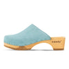 katharina, clogs damen mit biegsamer nachhaltiger holzsohle, farbe: baby blue (hellblau), holzclogs woody, woody schuhe, woody shoes, handgemachte holzschuhe aus österreich, kärnten