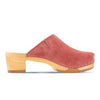 katharina, clogs damen mit biegsamer nachhaltiger holzsohle, farbe: flamingo, holzclogs woody, woody schuhe, woody shoes, handgemachte holzschuhe aus österreich, kärnten