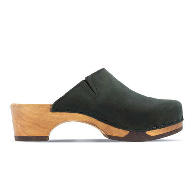 katharina, clogs damen mit biegsamer nachhaltiger holzsohle, farbe: nero-schwarz, holzclogs woody, woody schuhe, woody shoes, handgemachte holzschuhe aus österreich, kärnten