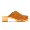 katharina, clogs damen mit biegsamer nachhaltiger holzsohle, farbe: papaya (orange), holzclogs woody, woody schuhe, woody shoes, handgemachte holzschuhe aus österreich, kärnten