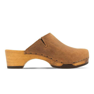 katharina, clogs damen mit biegsamer nachhaltiger holzsohle, farbe: tabacco-braun, holzclogs woody, woody schuhe, woody shoes, handgemachte holzschuhe aus österreich, kärnten