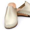 Lea clogs damen von woody holzschuhe damenclogs mit fexibler holzsohle. holzclogs farbe: gold, Damenclogs, Damen Clogs - Clogs Damen. Holzschuhe für Damen, Damen Clogs, Holzclogs, Damen Pantoletten mit Holzsohle. Holz Schuhe, Clog für Frauen