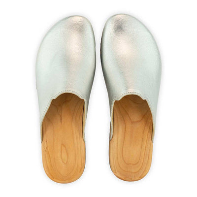 Lea clogs damen von woody holzschuhe damenclogs mit fexibler holzsohle. holzclogs farbe: silber, Damenclogs, Damen Clogs - Clogs Damen. Holzschuhe für Damen, Damen Clogs, Holzclogs, Damen Pantoletten mit Holzsohle. Holz Schuhe, Clog für Frauen