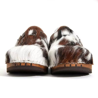 leon fell, fellclogs herren mit biegsamer nachhaltiger holzsohle, farbe: fell natur, holzclogs woody, woody schuhe, woody shoes, handgemachte holzschuhe aus österreich, kärnten