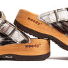 leon fell, fellclogs herren mit biegsamer nachhaltiger holzsohle, farbe: fell natur, holzclogs woody, woody schuhe, woody shoes, handgemachte holzschuhe aus österreich, kärnten