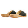 modell-lina-farbe: nero_clogs pantoletten damen mit biegsamer nachhaltiger weidenholzsohle, holzclogs woody, woody schuhe, woody shoes, handgemachte holzschuhe aus österreich, kärnten, metal-accessoires-inchrome-optic. Damenclogs, Damen Clogs - Clogs Dame