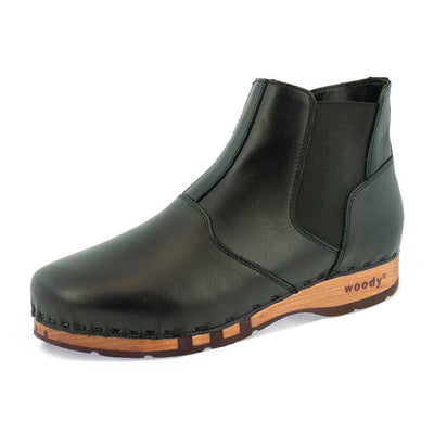 Louis Herrenclogs, Herrenclog von woody Schuhe. Clogs mit biegsamer Holzsohle und Holzfußbett. Herrenclogs, Holzclogs kaufen. Clogs online bestellen, Farbe: schwarz