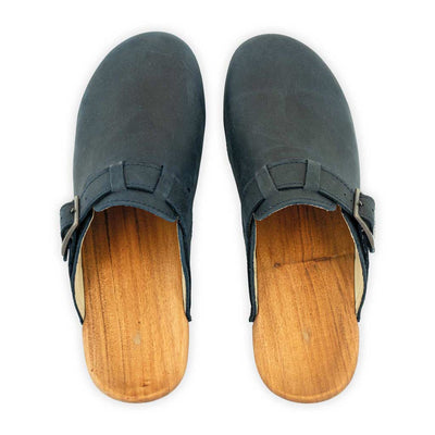 manu, clogs damen mit biegsamer nachhaltiger holzsohle, der bestseller, farbe: avion-blau, holzclogs woody, woody schuhe, woody shoes, handgemachte holzschuhe aus österreich, kärnten