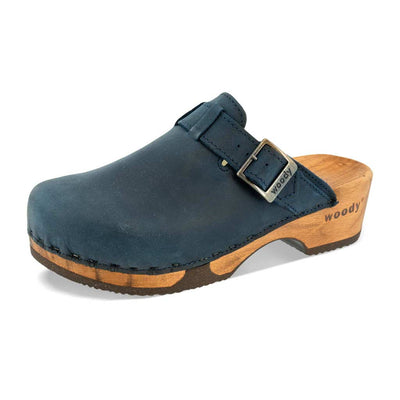 manu, clogs damen mit biegsamer nachhaltiger holzsohle, der bestseller, farbe: avion-blau, holzclogs woody, woody schuhe, woody shoes, handgemachte holzschuhe aus österreich, kärnten