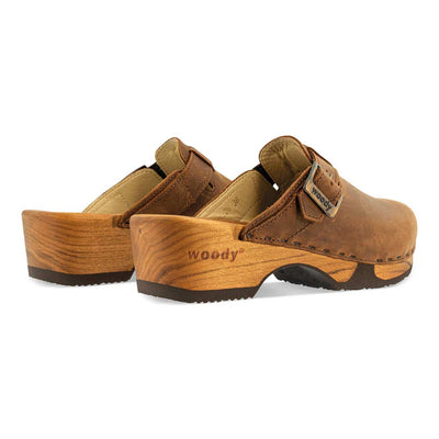 manu, clogs damen mit biegsamer nachhaltiger holzsohle, der bestseller, farbe: tabacco-braun, holzclogs woody, woody schuhe, woody shoes, handgemachte holzschuhe aus österreich, kärnten