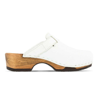manu, clogs damen mit biegsamer nachhaltiger holzsohle, der bestseller, farbe: weiss, holzclogs woody, woody schuhe, woody shoes, handgemachte holzschuhe aus österreich, kärnten