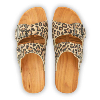 maxima, pantoletten clogs damen mit biegsamer nachhaltiger holzsohle, der bestseller, farbe: wildcat (animal print), holzclogs woody, woody schuhe, woody shoes, handgemachte holzschuhe aus österreich, kärnten