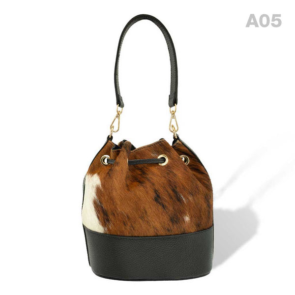 woody Mia Damen-Beuteltasche aus Fell Natur-Schwarz, Rueckansicht