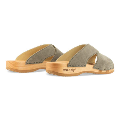 modell-mila-farbe: sand_clogs pantoletten damen mit biegsamer nachhaltiger weidenholzsohle, holzclogs woody, woody schuhe, woody shoes, handgemachte holzschuhe aus österreich, kärnten