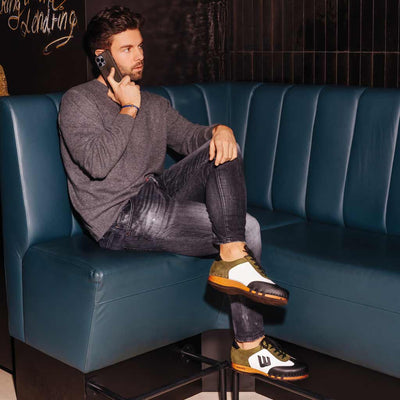 [Nero-Olivia] Clog Sneaker Niki Olive Herren Clog von woody Schuhe. Clogs Herren Sneaker. Herrenclog Sneaker woody, Holzschuh, Holz Clog, Holzsohle.niki, sneakers clogs herren mit biegsamer nachhaltiger holzsohle, der bestseller, farbe: nero-oliva alias schwarz-olivgruen, holzclogs woody, woody schuhe, woody shoes, handgemachte holzschuhe aus österreich, kärnten