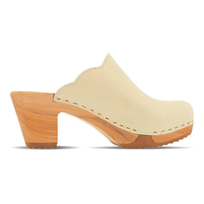 nina, clogs damen mit absatz und biegsamer nachhaltiger holzsohle, der bestseller, holzclogs woody, woody schuhe, woody shoes, handgemachte holzschuhe aus österreich, kärnten, farbe: creme