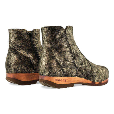 [Noirgold] olga, clog stiefelette damen mit biegsamer nachhaltiger holzsohle, holzclogs woody, woody schuhe, woody shoes, handgemachte holzschuhe aus österreich, kärnten, farbe: noirgold (gold mit schwarzen cracks)