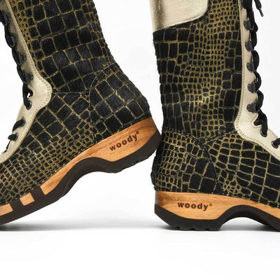 clogs damen ramona fell, farbe: cocco gold - alaska gold. stiefel, winterclog, winterclogs. damenstiefel clogs weiss. damen fellschuhe bestellen, fellclogs, weisse fellstiefel mit holzschuhe, holzclogs fell kaufen.