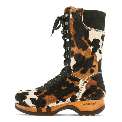 [Fell Kombi] Clogs Damen Stiefel Ramona im Leopard Design. Holzschuhe Damen, Damenstiefel clogs damen ramona fell, farbe: fell kombi (Kuhfell-Print). stiefel, winterclog, winterclogs. damenstiefel clogs weiss. damen fellschuhe bestellen, fellclogs, weisse fellstiefel mit holzschuhe, holzclogs fell kaufen.