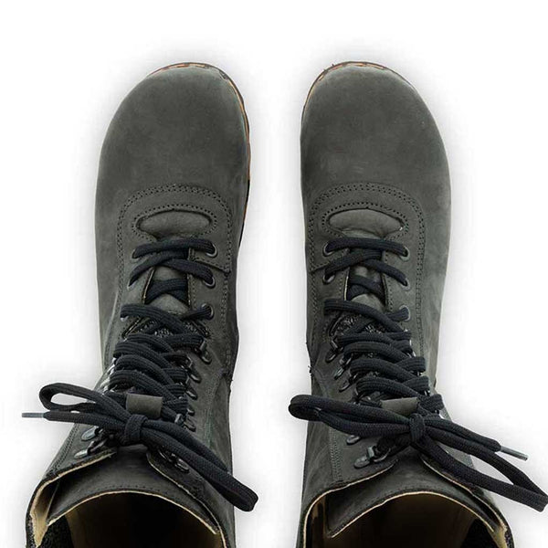 [Grigio] Ramona Clog Stiefel von woody Schuhe. Damen Stiefel mit hohem Schaft bestellen. Holzclog Stiefel. Holzstiefel. Stiefel für Damen handgemacht. Handgemachte Stiefel kaufen., farbe: grigioRamona von woody Schuhe. Damen Stiefel mit hohem Schaft bestellen. Holzclog Stiefel. Holzstiefel. Stiefel für Damen handgemacht. Handgemachte Stiefel kaufen., farbe: grigio (grau)