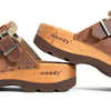 roderich, clog mit stick hirsche streumuster für herren, biegsame nachhaltige holzsohle, farbe: olivia, holzclogs woody, woody schuhe, woody shoes, handgemachte holzschuhe aus österreich, kärnten